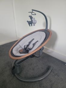 Maxi Cosi Swinging Baby Chair