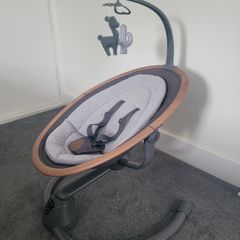 Maxi Cosi Swinging Baby Chair