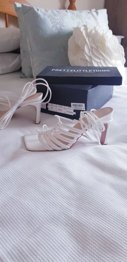 PLT White Lace Up Sandal - Size 3