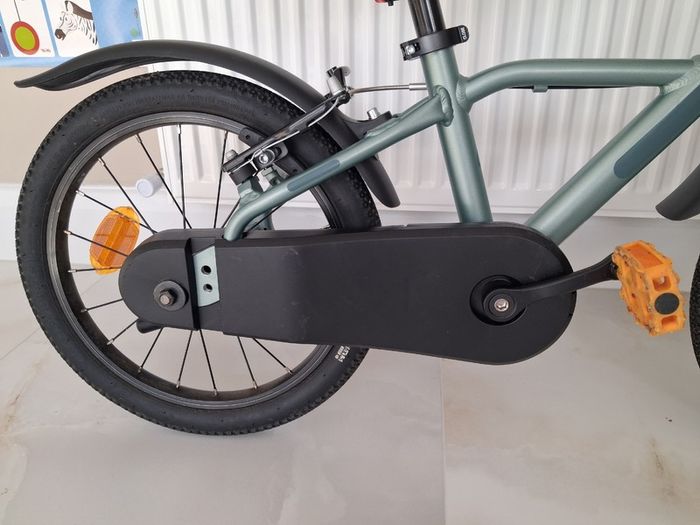 Decathlon BTWIN 16-inch kids bike