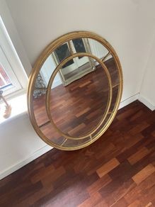 Mirror (timber frame)