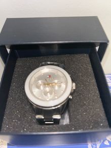 Tommy hilfiger watch