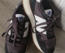 New balance 237 mens sneakers with oversized N logo and retro platform sole UK6.. EUR 39.5
