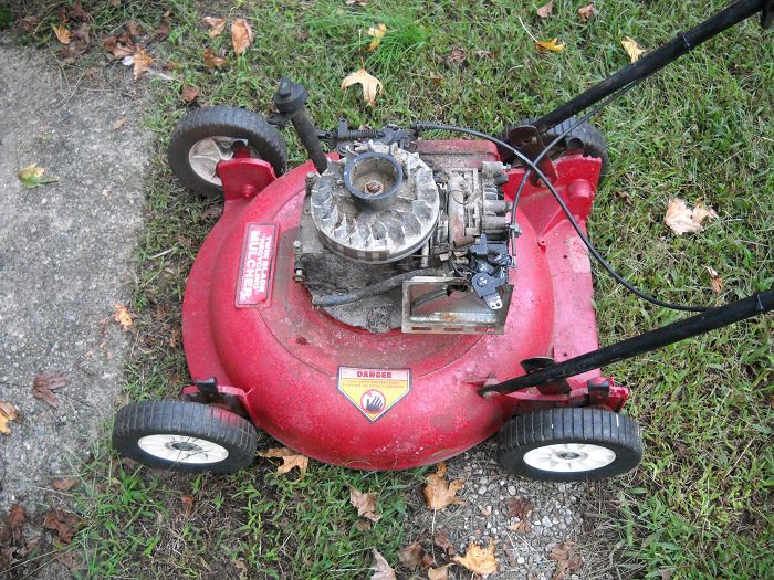 Lawnmower Repairs & Servicing