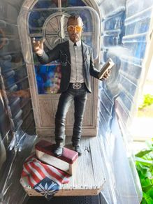 far cry figurine
