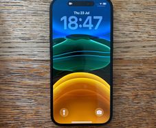 Iphone 15, Black 128Gb, sim Unlocked, comes with lightning cable