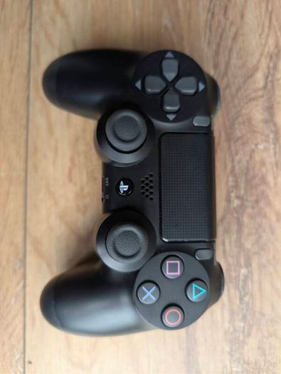 Playstation 4  PS4
