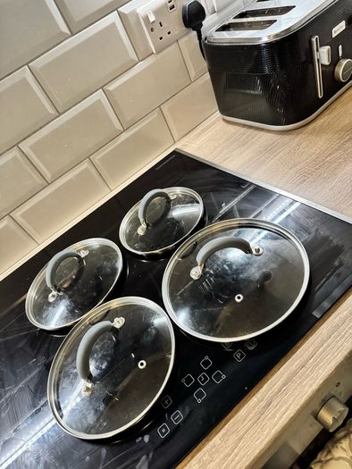 Pots & Pans