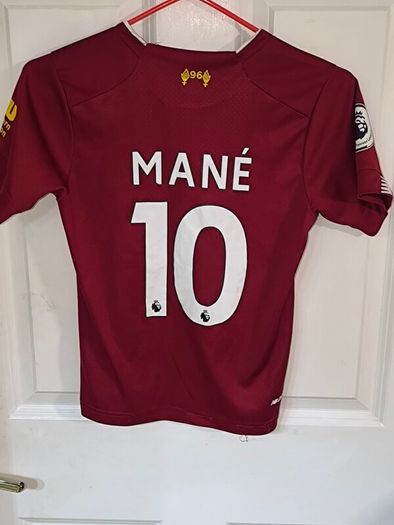 kids Liverpool mane jersey age 10