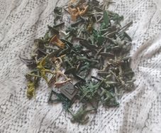 plastic soldiers