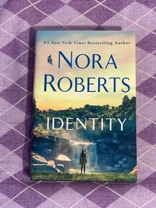 identity by nora roberts