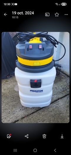 Heavy duty vacuum cleaner