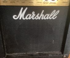 Marshall MG10CD practice amp