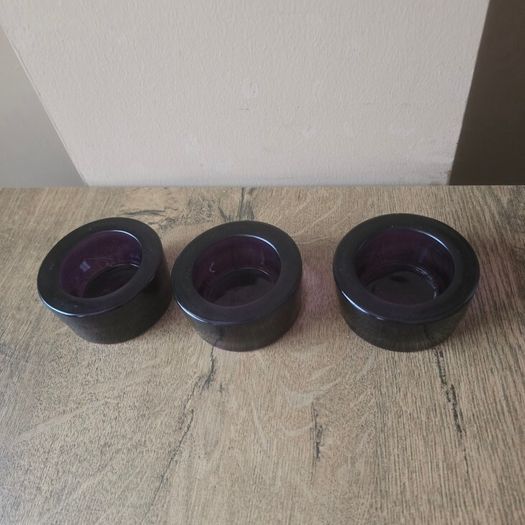 3 tealight holders