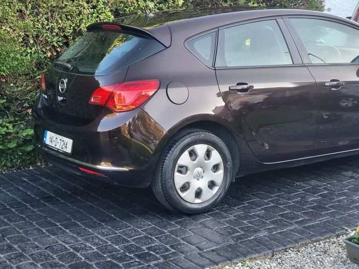 2014 Opel Astra Nct Test And Taxed Great Condition