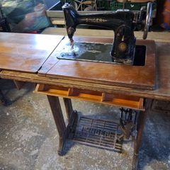 Vintage Sewing Machine