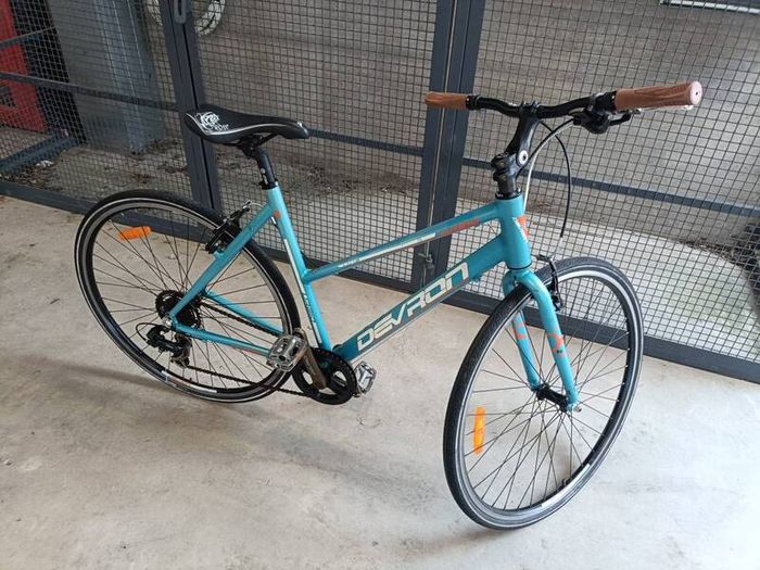 Ladies bike size M
