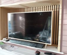 LG TV 43" with panasonic sound bar