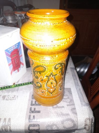 Beautiful Rare Old Vintage Italian Salt Glaze Bitossi Pottery Vase Postage Available or Collection