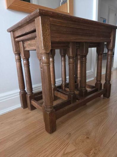Oak Nest of 3 tables