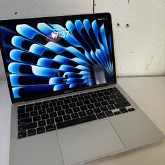 MacBook Air 2020 | M1 Chip | 13.3 Inch Retina Display |