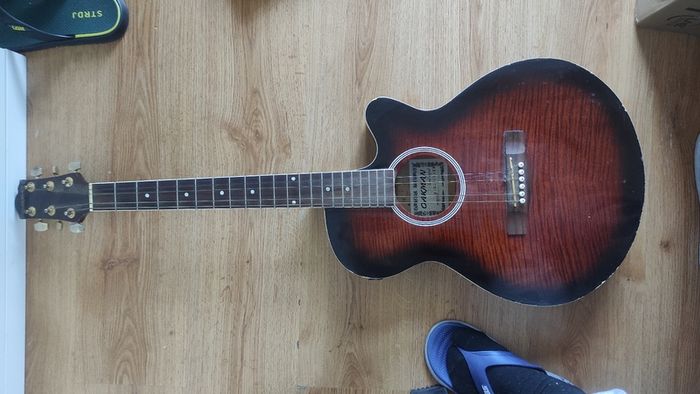 Oakman Acoustic Electric Guitar with EQ