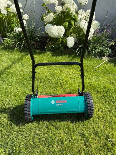 Lawnmower