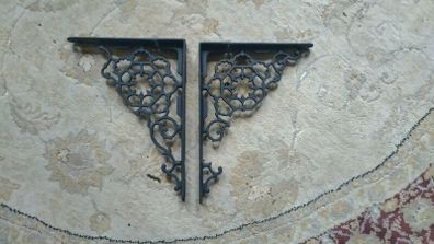 Shelf brackets