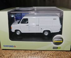 Oxford Diecast Ford Transit Mk2 1.76 Scale