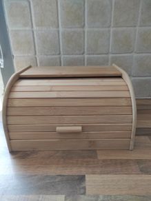 Bread bin
