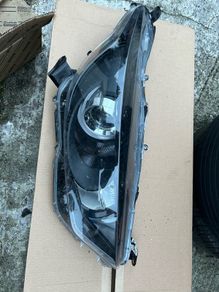 toyota Yaris headlights