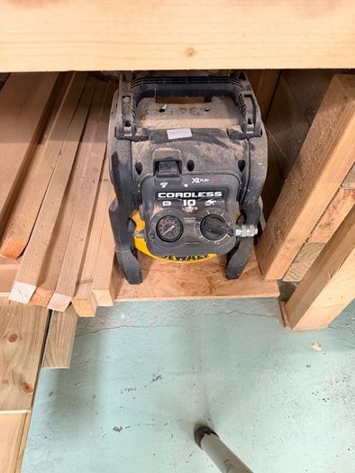 dewalt compressor