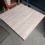 Restaurant table Image 4