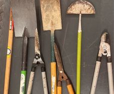 Garden Tools Bundle - Spades Fork Loppers and Edging Tool
