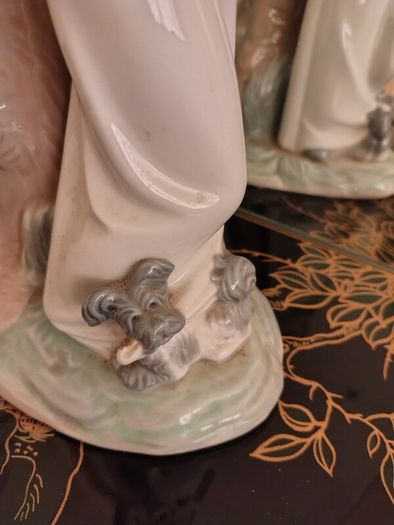 Vintage Nao by Lladro Lamp. Girl with Dog.