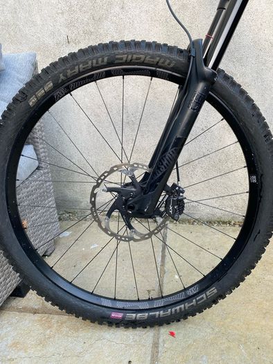 YT Jefsy Carbon MTB Large