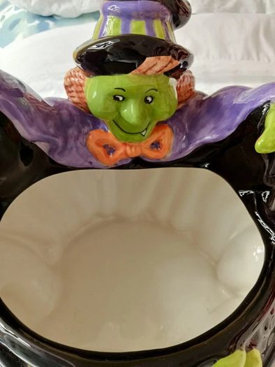 Vintage Ceramic Halloween Witch Cauldron Bowl