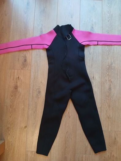 Kids wetsuit, age 7