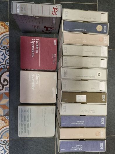 Vintage IBM Microsoft Lotus Novell Software Manuals  Binders Job Lot 1980s 90s