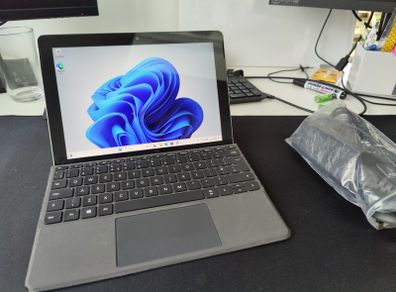 Microsoft Surface Surface Go 8GB ram/128GB SSD/WiFi/BT/Windows 11