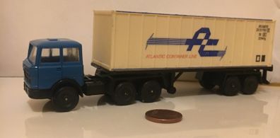 Lima Fiat artic truck x 2