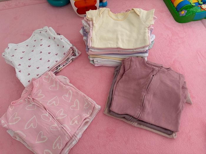 0-6 Months Baby Girl Clothes Bundle / Lot (Next, H&M, Disney, Mamas and Papas & more)