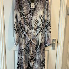 Never worn dress with tag