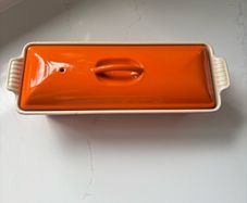 le creuset cast iron terrine with press