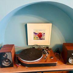 Steepletone Camden Vinyl player