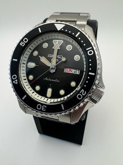 SEIKO 5 Sports automatic