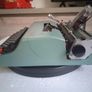 Olivetti Lettera 32 Typewriter Image 2