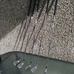 golf clubs