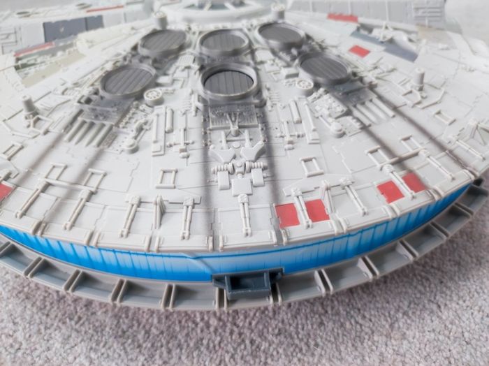 Millennium falcon