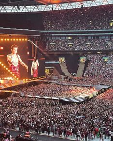 Harry Styles London Wembley Tickets x2 (June 17)